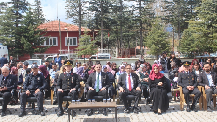 İlçemizde 23 Nisan Ulusal Egemenlik ve Çocuk Bayramı Coşkuyla Kutlandı