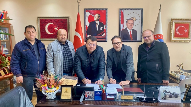 Belediyemizde Kadrolu İşçi ve Memurların Sözleşmeleri İmzalandı